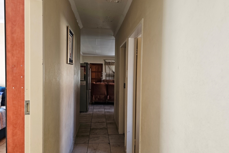 3 Bedroom Property for Sale in Waterval East North West